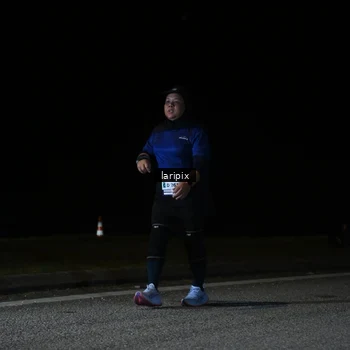 Runner Photo 7590105
