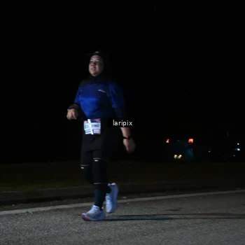 Runner Photo 7590109