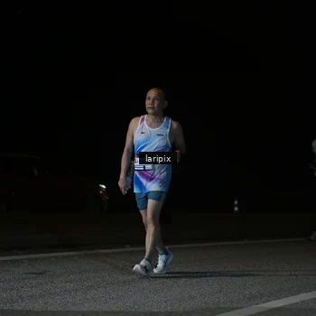 Runner Photo 7590112