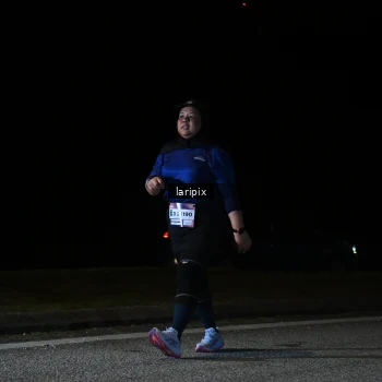 Runner Photo 7590113