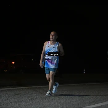 Runner Photo 7590115