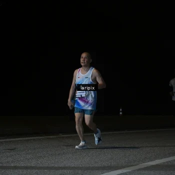 Runner Photo 7590117