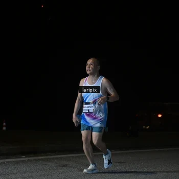 Runner Photo 7590119