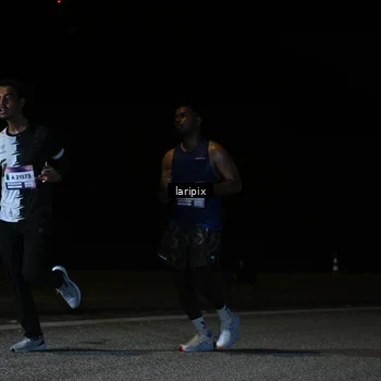 Runner Photo 7590126