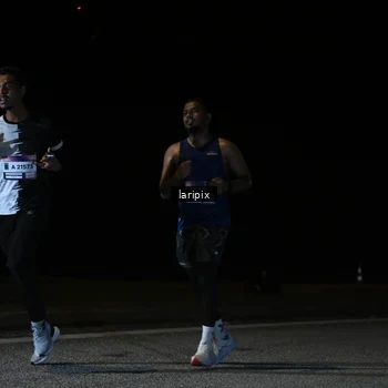 Runner Photo 7590128