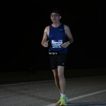 Runner Photo 7590197