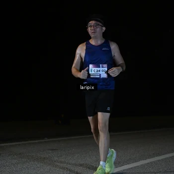 Runner Photo 7590202