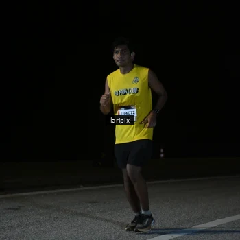 Runner Photo 7590243