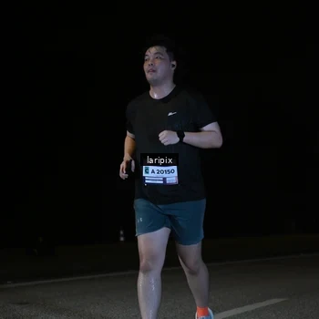 Runner Photo 7590248
