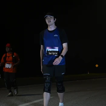 Runner Photo 7590258