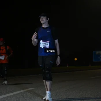 Runner Photo 7590260