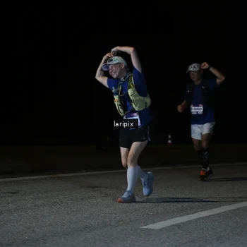 Runner Photo 7590271