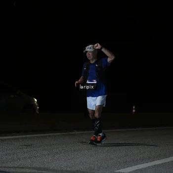 Runner Photo 7590280