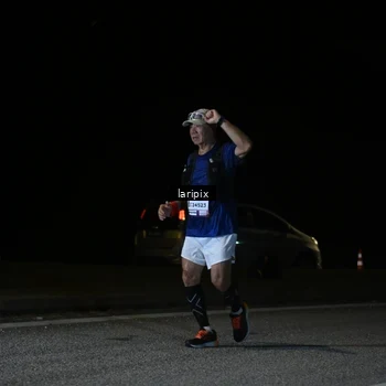 Runner Photo 7590284
