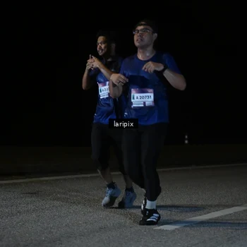Runner Photo 7590299