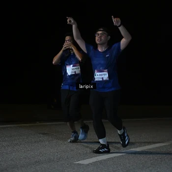 Runner Photo 7590300