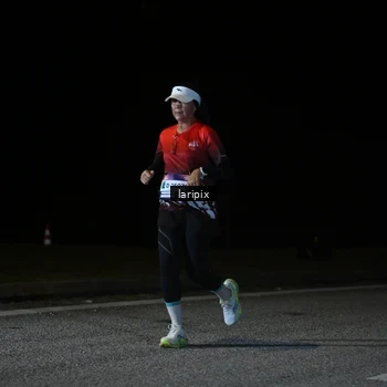 Runner Photo 7590309