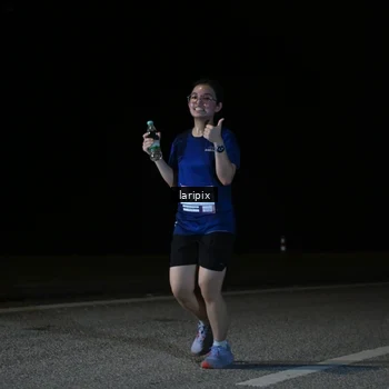 Runner Photo 7590310