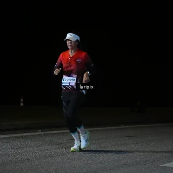 Runner Photo 7590312