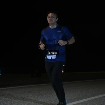Runner Photo 7590322