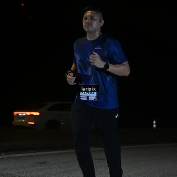 Runner Photo 7590328
