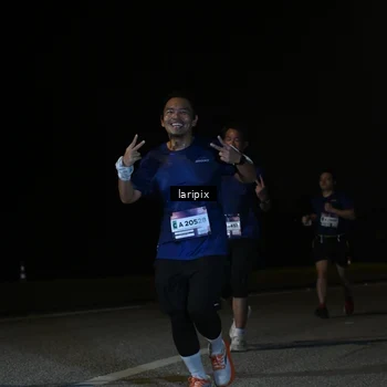 Runner Photo 7590329