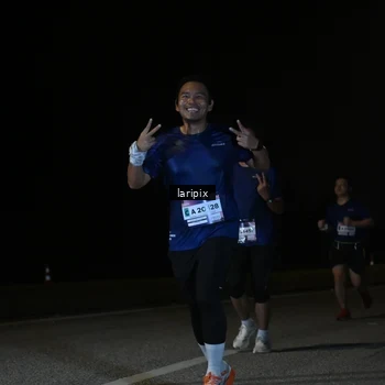 Runner Photo 7590336