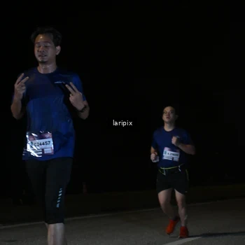Runner Photo 7590348