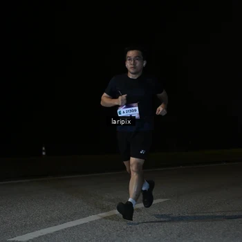 Runner Photo 7590359