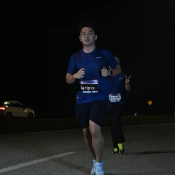 Runner Photo 7590375