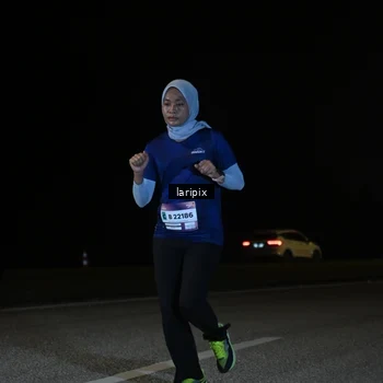 Runner Photo 7590379