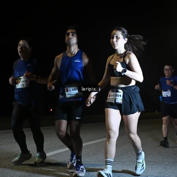 Runner Photo 7590391