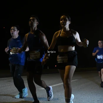 Runner Photo 7590395