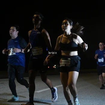 Runner Photo 7590400