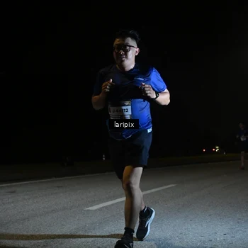 Runner Photo 7590403