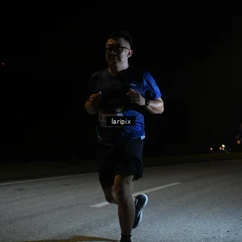 Runner Photo 7590405