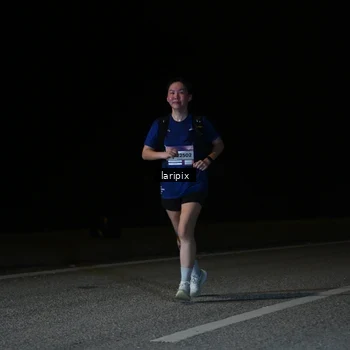 Runner Photo 7590415