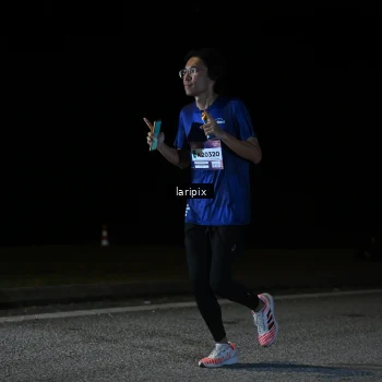 Runner Photo 7590442
