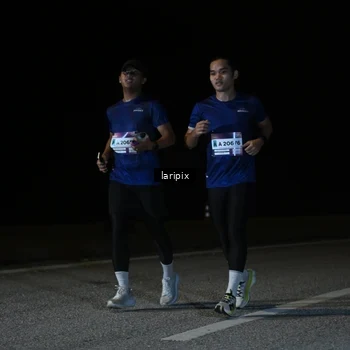 Runner Photo 7590443
