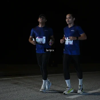 Runner Photo 7590445