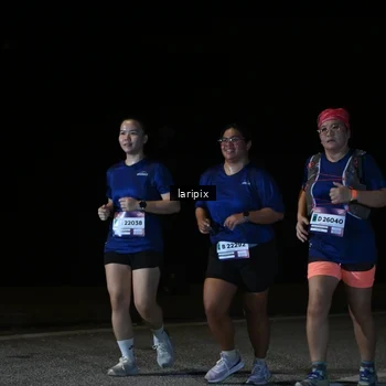 Runner Photo 7590461