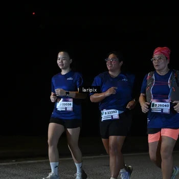 Runner Photo 7590464