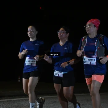 Runner Photo 7590468