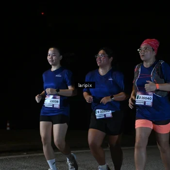 Runner Photo 7590469