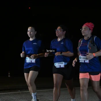 Runner Photo 7590470