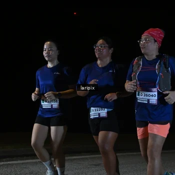 Runner Photo 7590472