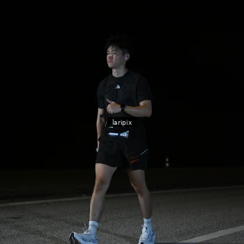 Runner Photo 7590504