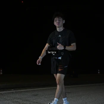 Runner Photo 7590512
