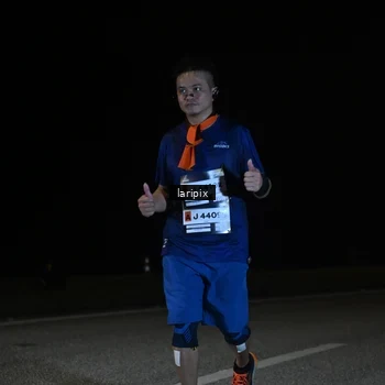 Runner Photo 7590549