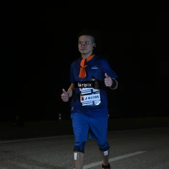 Runner Photo 7590557